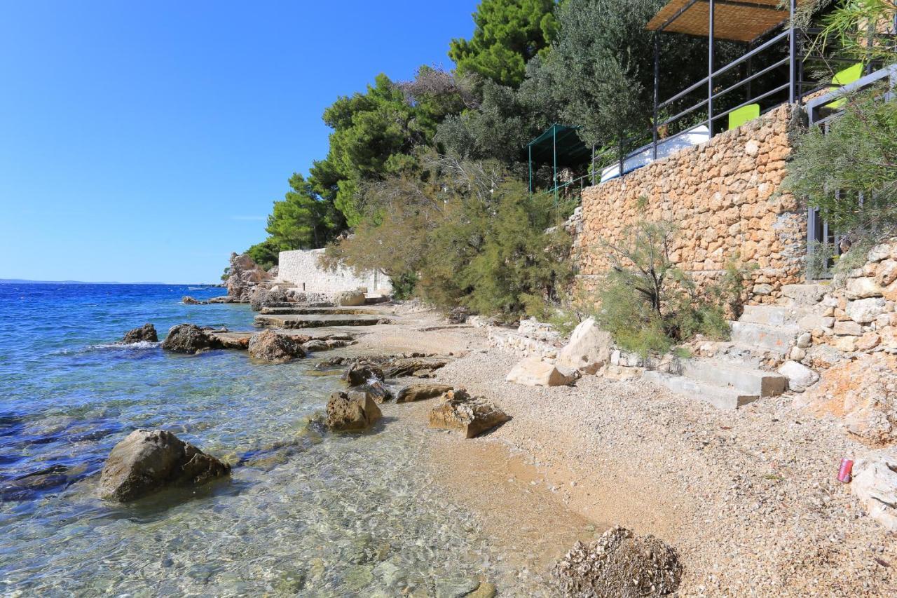 Family Friendly Apartments With A Swimming Pool Stanici, Omis - 18676 المظهر الخارجي الصورة