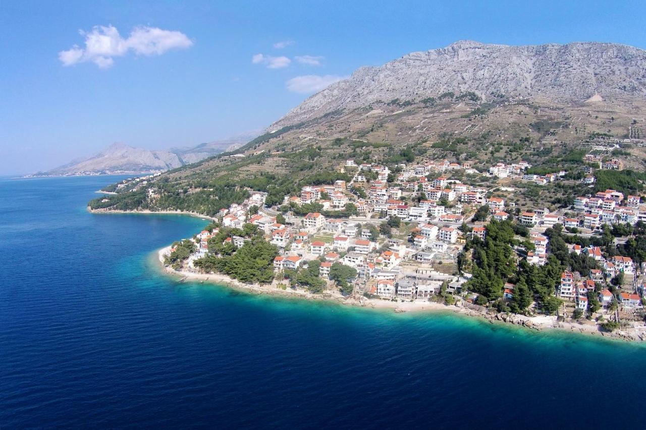 Family Friendly Apartments With A Swimming Pool Stanici, Omis - 18676 المظهر الخارجي الصورة