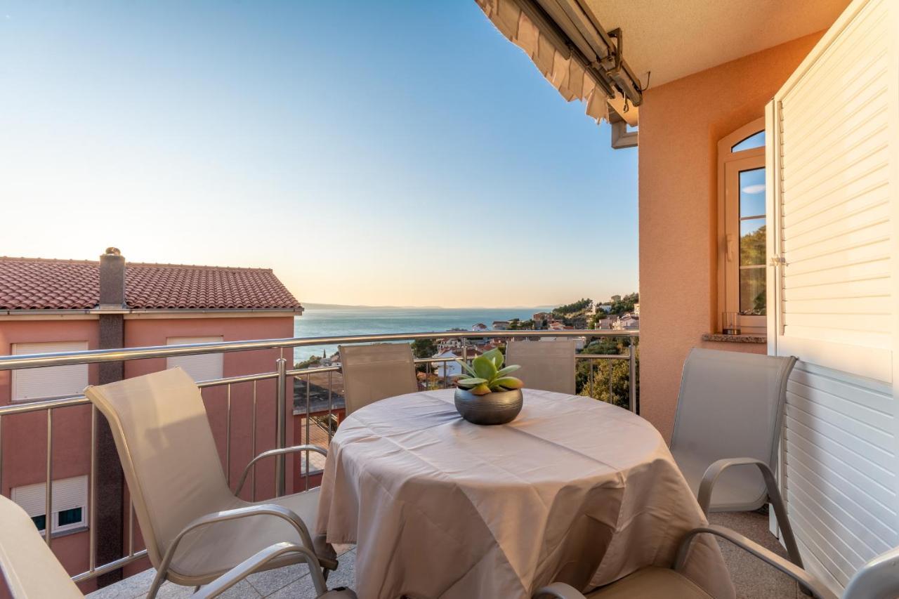 Family Friendly Apartments With A Swimming Pool Stanici, Omis - 18676 المظهر الخارجي الصورة